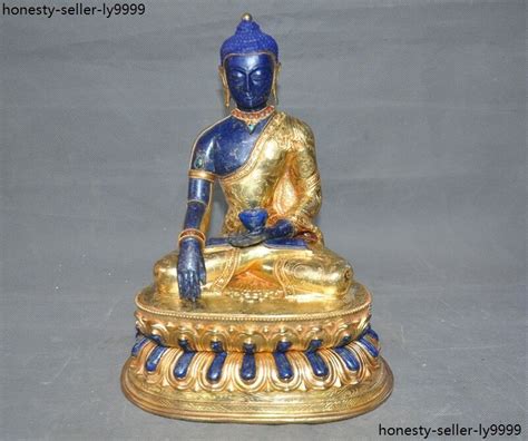  The Birth Story of Buddha - A Symphony of Gold and Lapis Lazuli